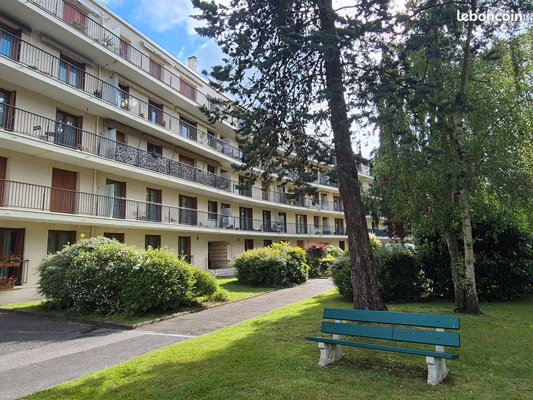 Appartement 2 pièces 47 m² · à Rambouillet · 47 m² · 159 900 €