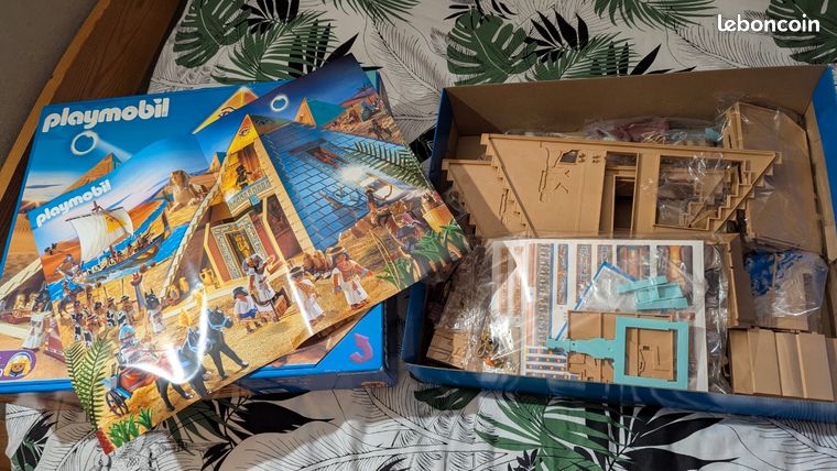 PLAYMOBIL 4240 EGYPTIAN Pyramid Set With Figures & Accessories EUR 40