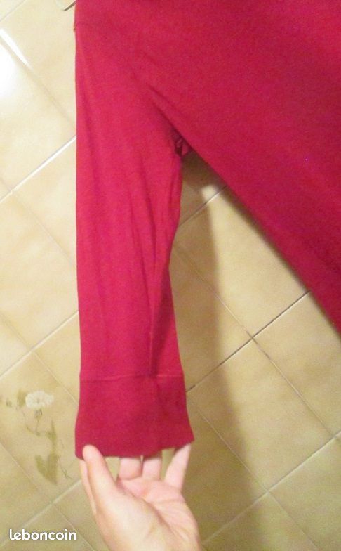 T-shirt long / tunique rouge LOOG en coton, col évasé, décolleté, manches confortables, t. 38 (image 3)