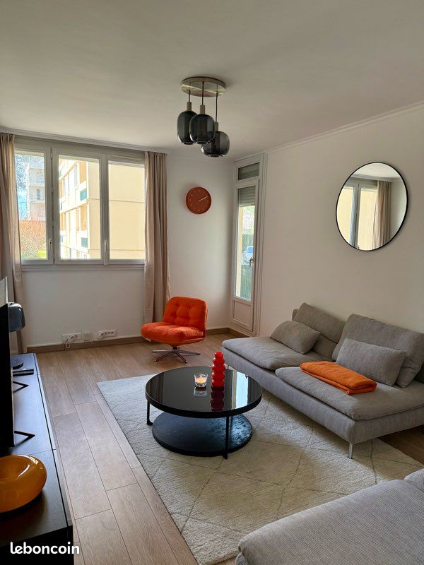 Appartement 3 pièces 52 m² · à Bron · 52 m² · 650 €