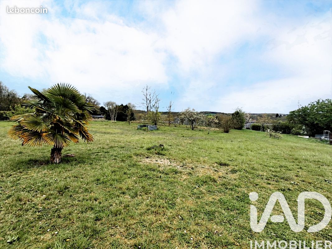 Terrain 5788 m² · à Azay-le-Rideau · 5 788 m² · 302 500 €