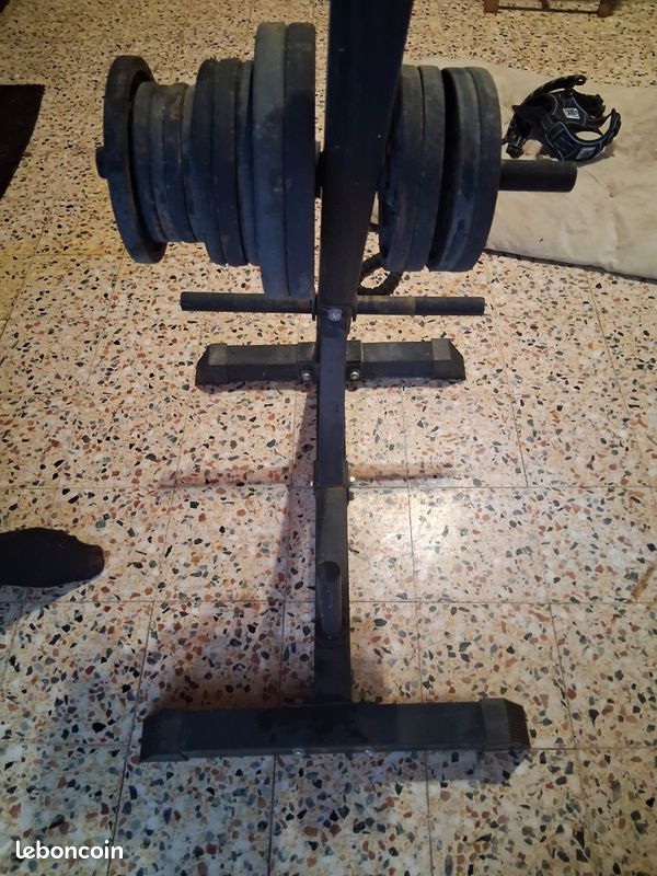 Lot de matériel de musculation – Banc + poids + haltères (image 5)