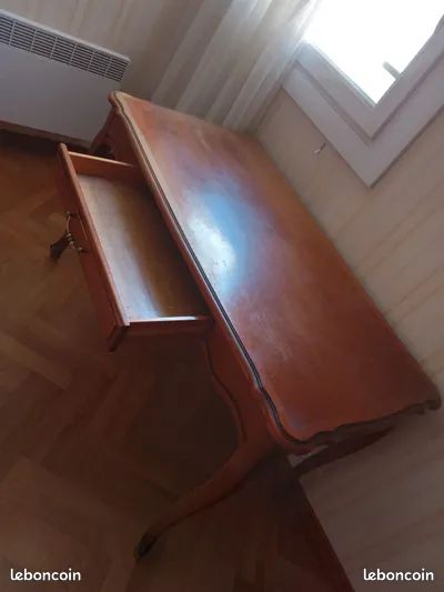 Beau bureau louis XV en bois de merisier - idéal médecin, artiste, plan (image 3)
