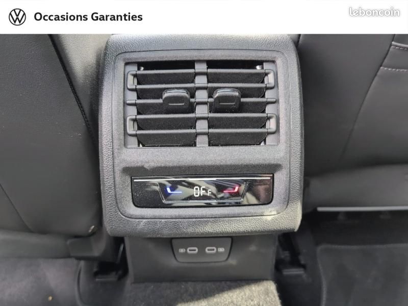 Volkswagen Golf SW 2.0 TDI 150ch R-Line DSG7 (image 22)