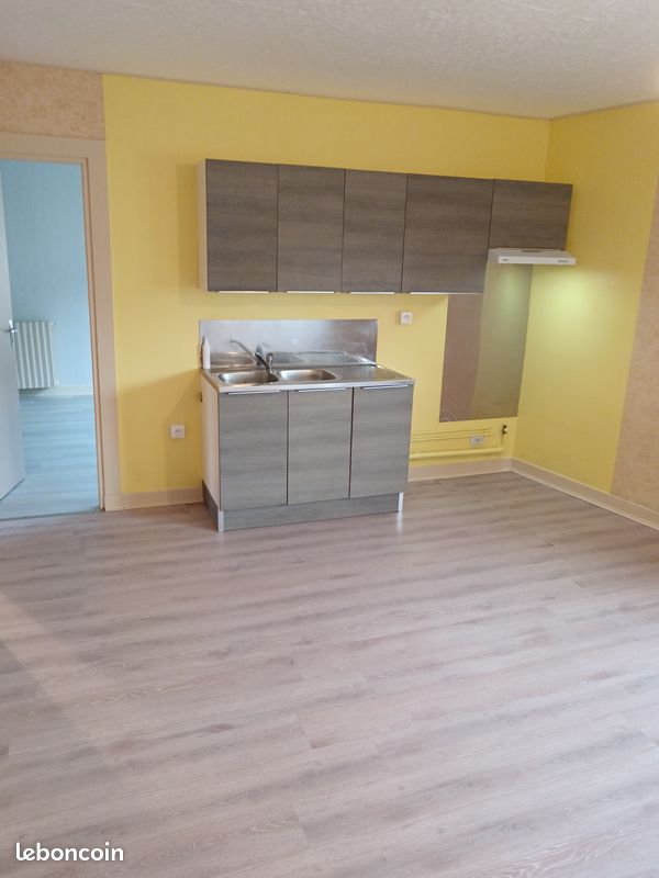 Appartement 4 pièces 53 m² · à Châtellerault · 53 m² · 492 €