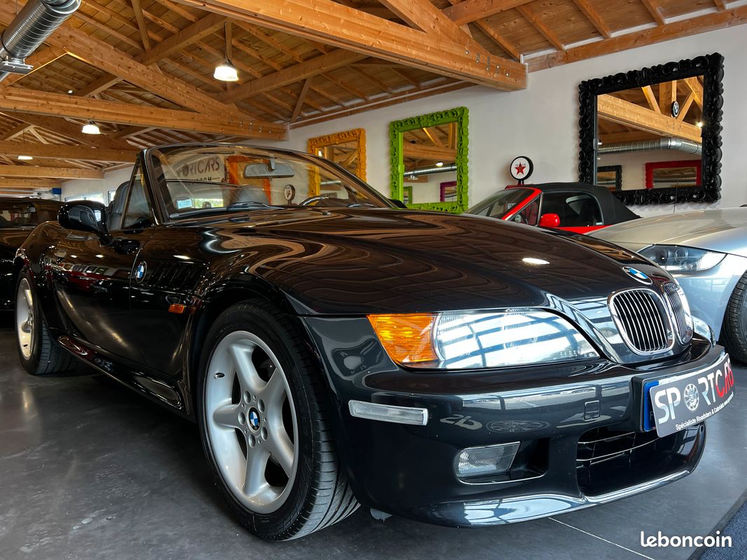 BMW Z3 3.0 6 Cylindres 231cv Phase 2 "PACK M" - Full Black - 08/2000 SEULEMENT 73.000 km "ÉTAT CONCOURS" *LIVRAISON POSSIBLE (image 3)