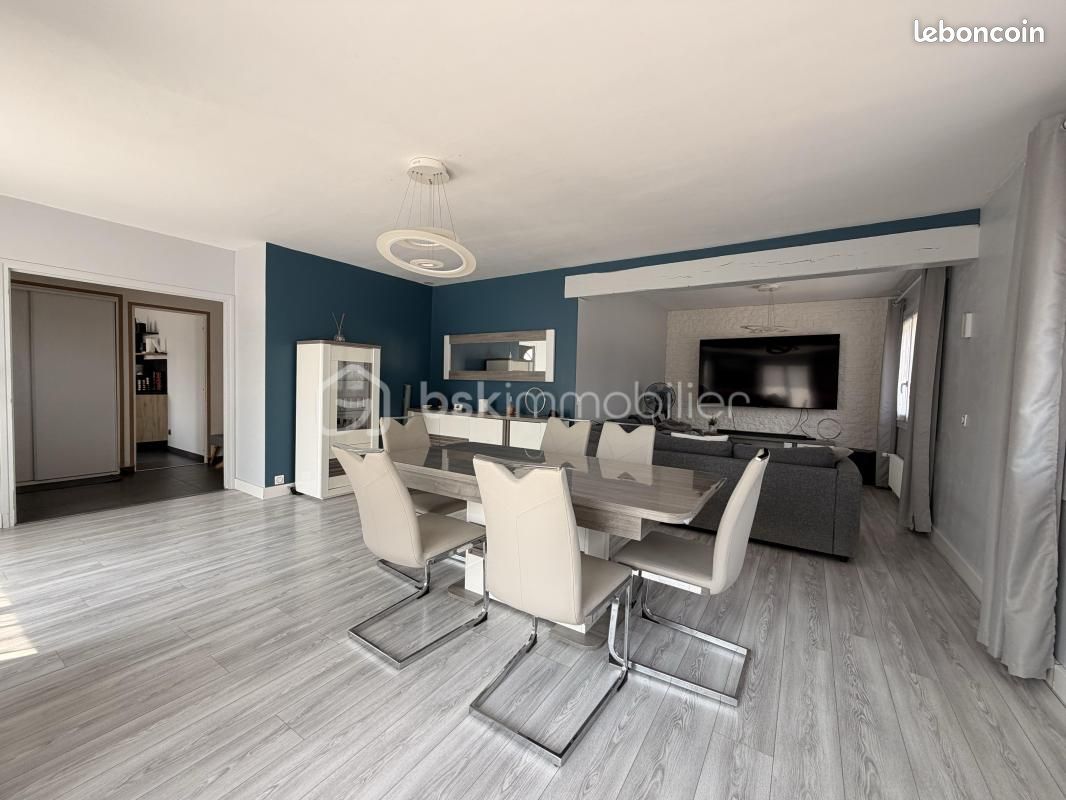 Maison 6 pièces 152 m² · à Ozouer-le-Voulgis · 152 m² · 362 500 €