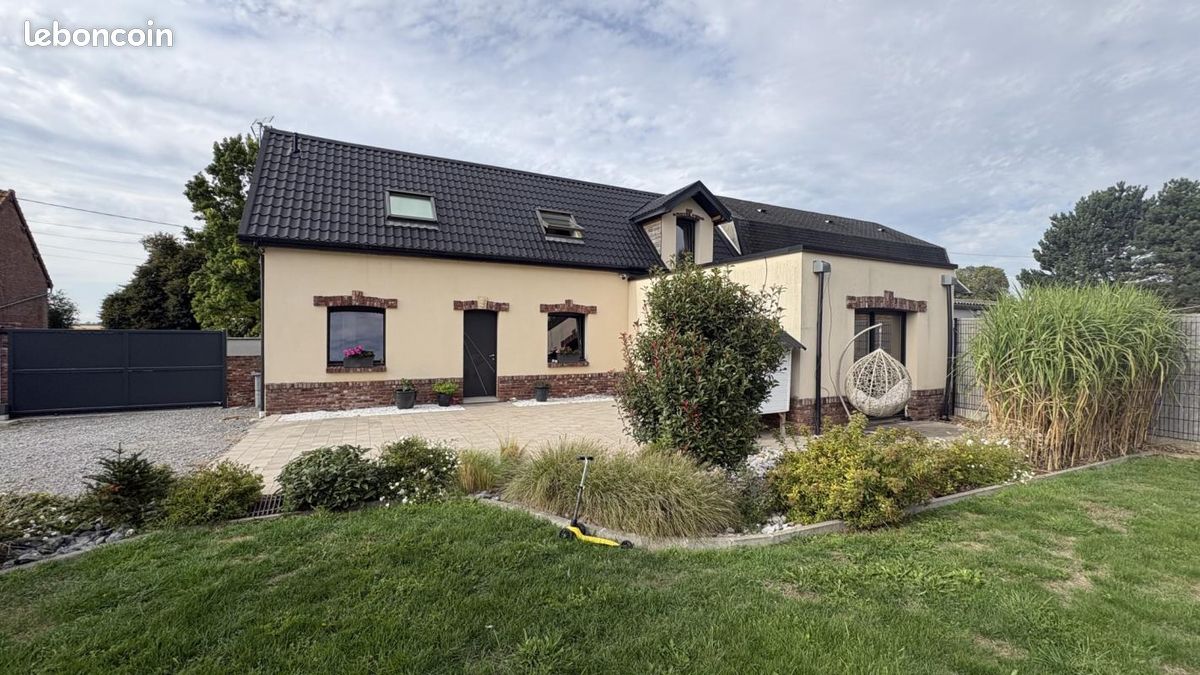 Maison 3 pièces 110 m² · à Ervillers · 110 m² · 182 000 €