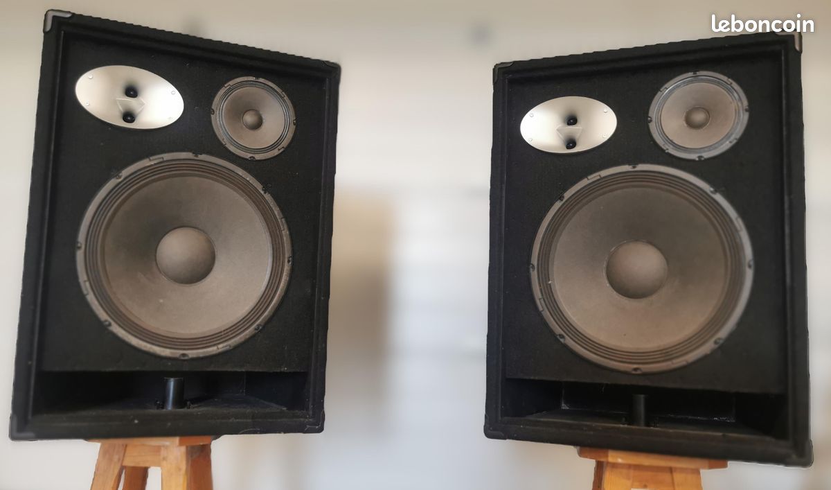 2 Enceintes 🔊 Wharfedale Pro VS-153 (image 1)