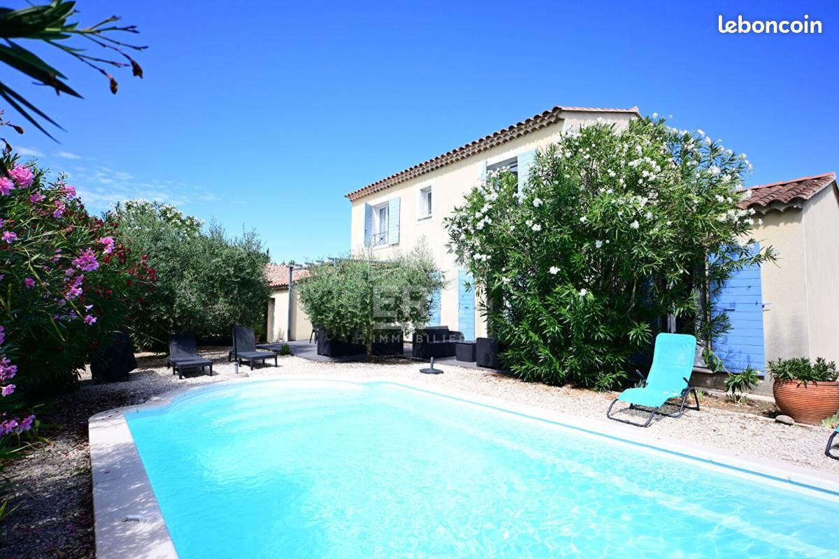 Maison 6 pièces 135 m² · à Cheval-Blanc · 135 m² · 550 000 €