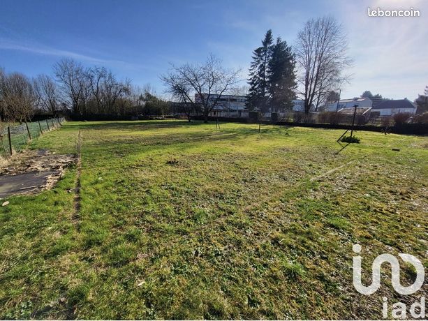 Terrain 738 m² Haucourt-Moulaine