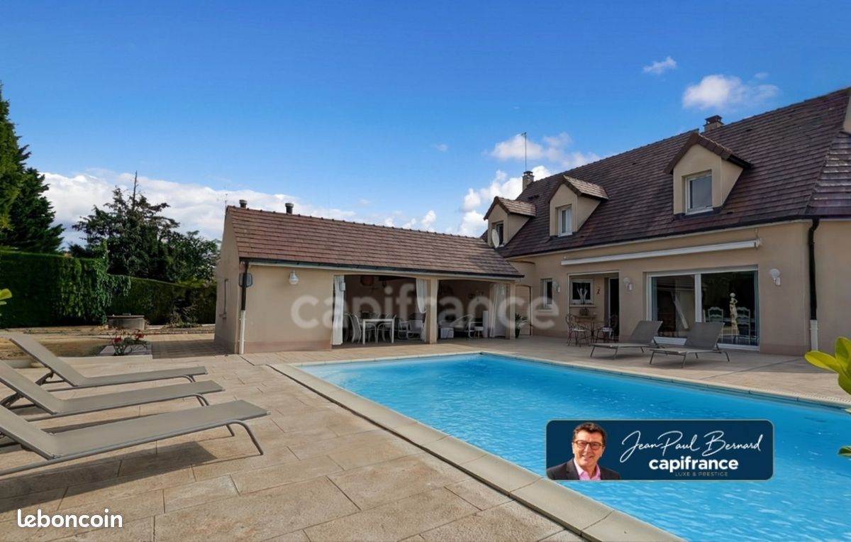Maison 8 pièces 224 m² · à Chalon-sur-Saône · 224 m² · 529 000 €