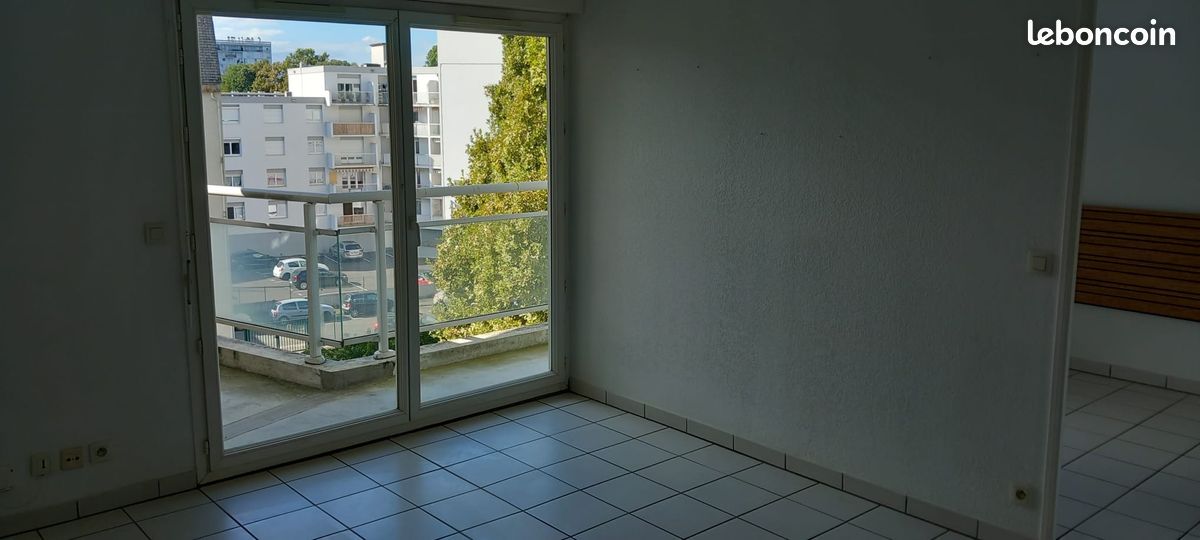 Appartement 2 pièces 40 m² · à Pau · 40 m² · 585 €