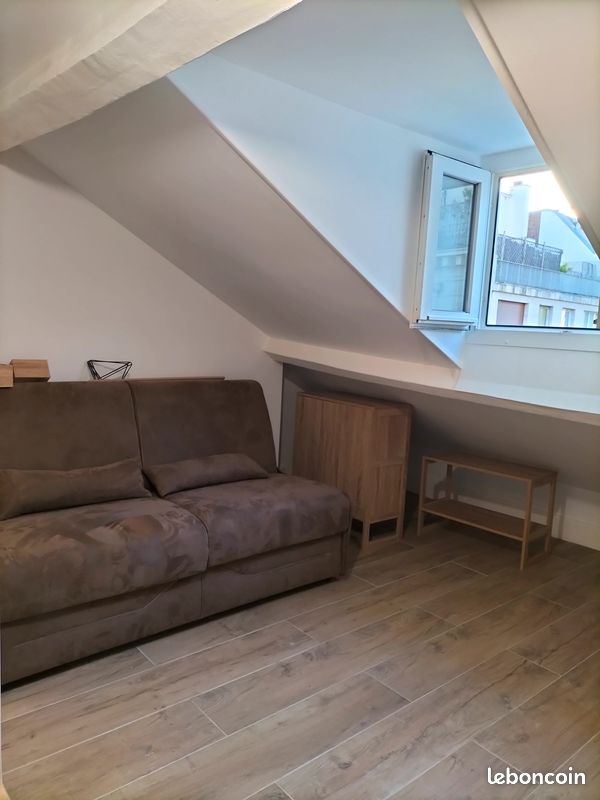 Appartement 1 pièce 9 m² · à Paris · 9 m² · 900 €