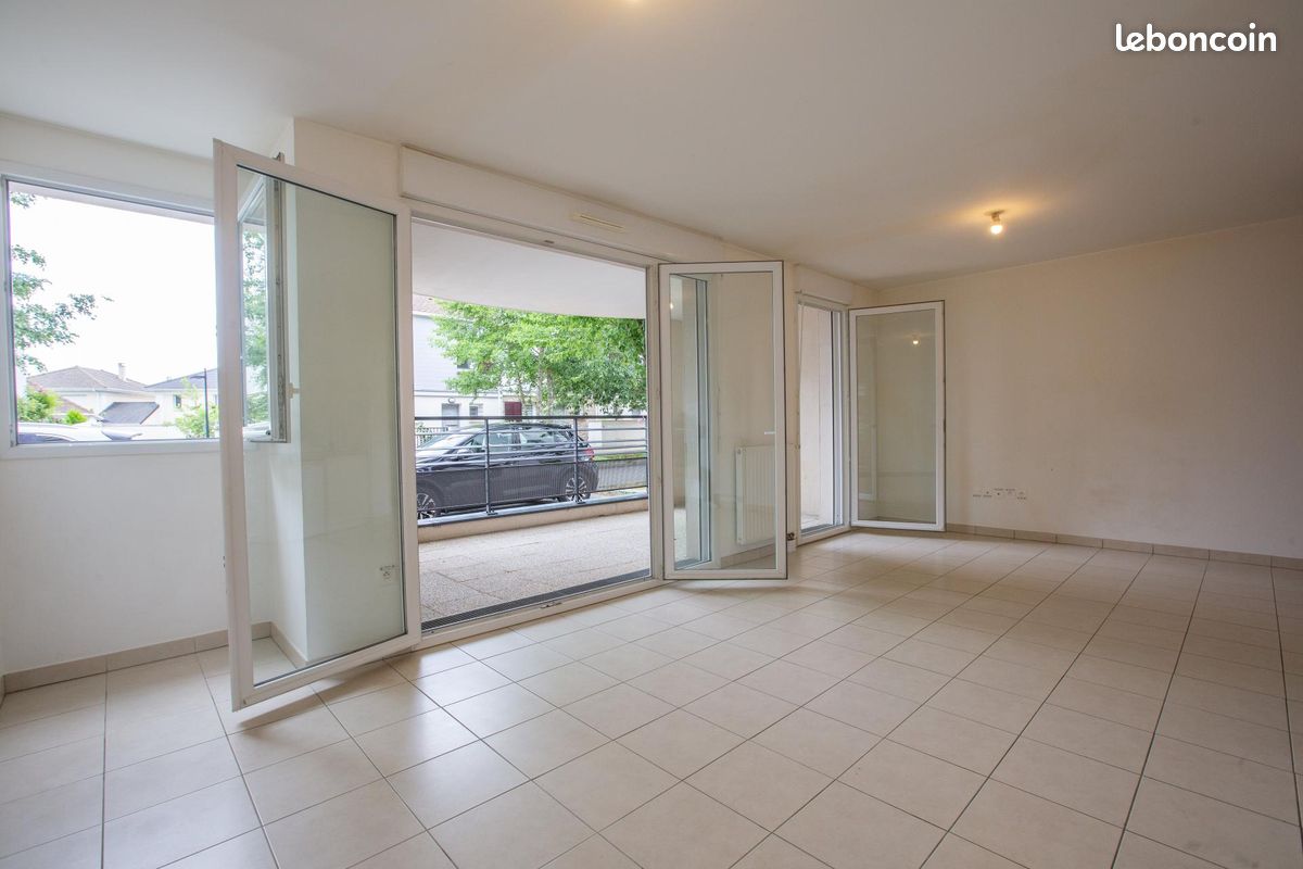 Appartement 1 pièce 32 m² · à Élancourt · 32 m² · 149 000 €