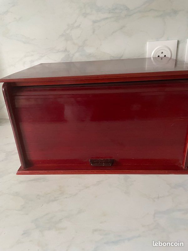 Boîte pour ranger le courrier (image 1)