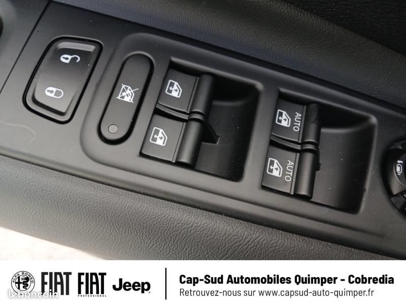 Jeep Renegade 1.5 Turbo T4 130ch MHEV North Star BVR7 (image 24)