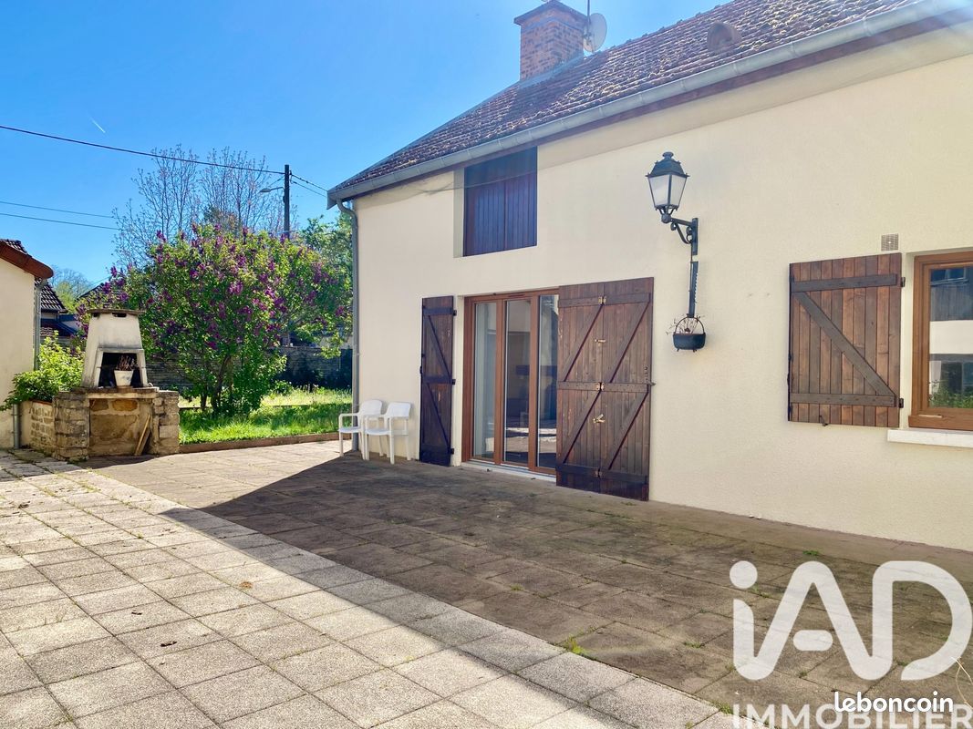 Maison 5 pièces 121 m² · à Châteauvillain · 121 m² · 133 000 €