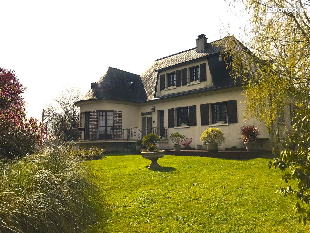 Maison 5 pièces 153 m² · à Grand-Fougeray · 153 m² · 230 000 €