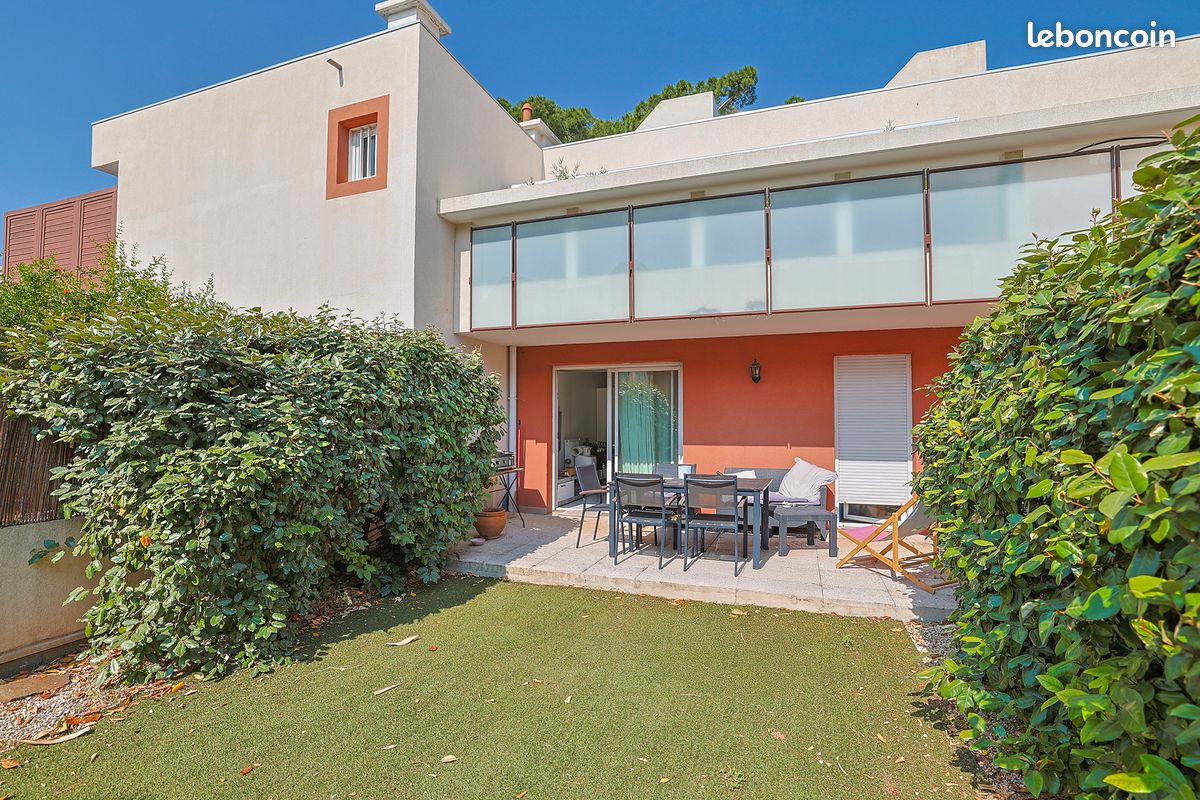 Appartement 2 pièces 42 m² · à La Valette-du-Var · 42 m² · 950 €