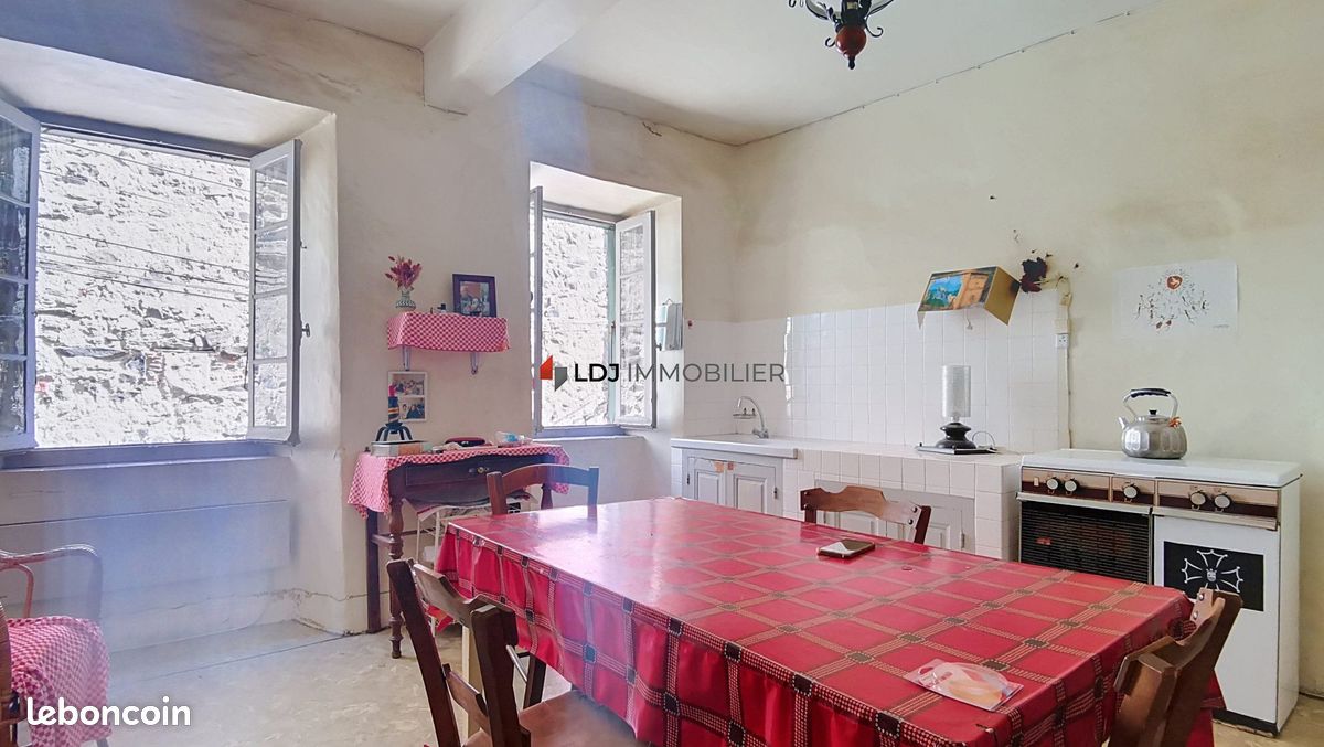 Maison 6 pièces 75 m² · à Sournia · 75 m² · 55 000 €