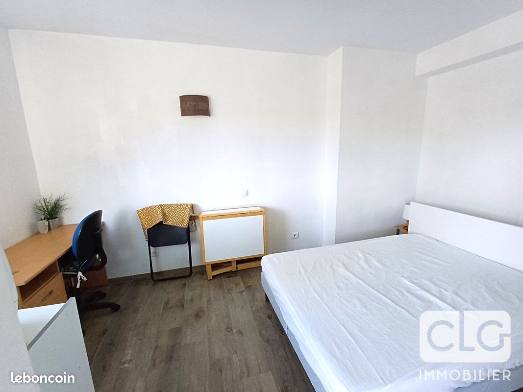 Appartement 1 pièce 17 m² · à Quimper · 17 m² · 380 €
