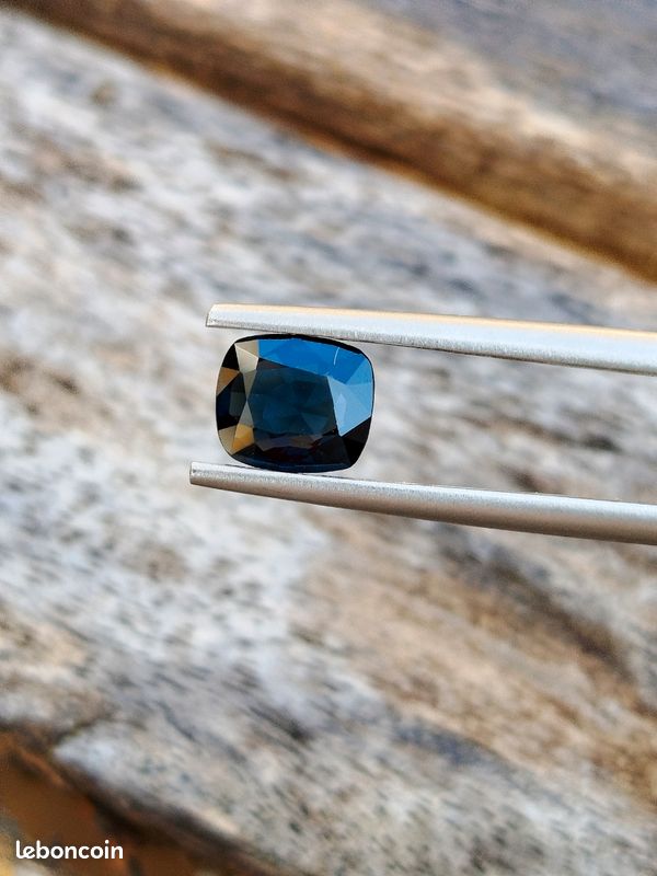 AAA Naturel sans Défaut Ceylan Bleu Spinelle Asscher Coupe Desseré