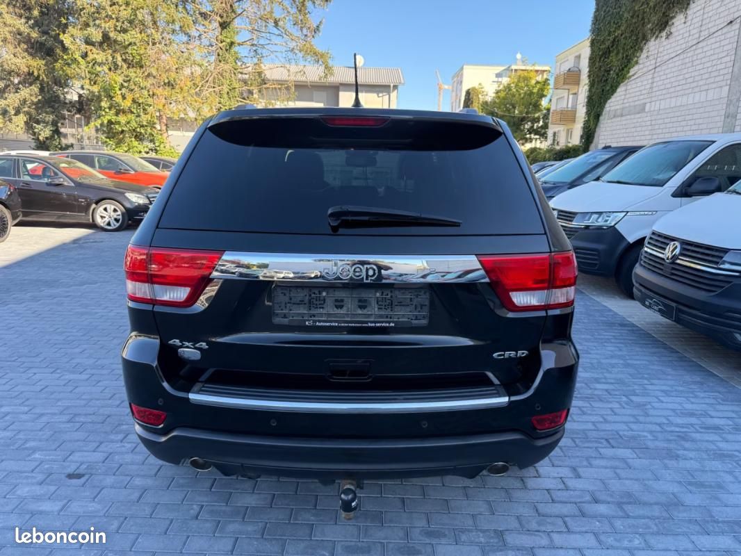 Jeep Grand Cherokee 3.0 CRD Overland | 241 ch BVA Toit panoramique Régulateur adaptatif Hayon éle... (image 6)