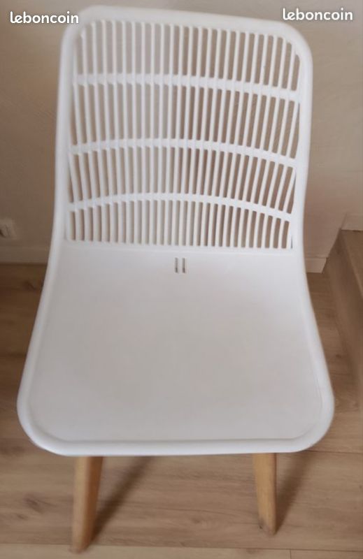 1 Chaise Vaukura Brita (image 2)