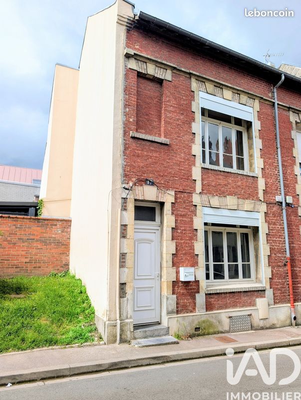 Maison 5 pièces 101 m² · à Saint-Quentin · 101 m² · 76 000 €