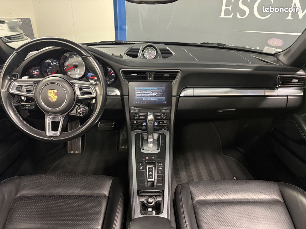 Porsche 911 Carrera S Cabriolet PDK (image 18)