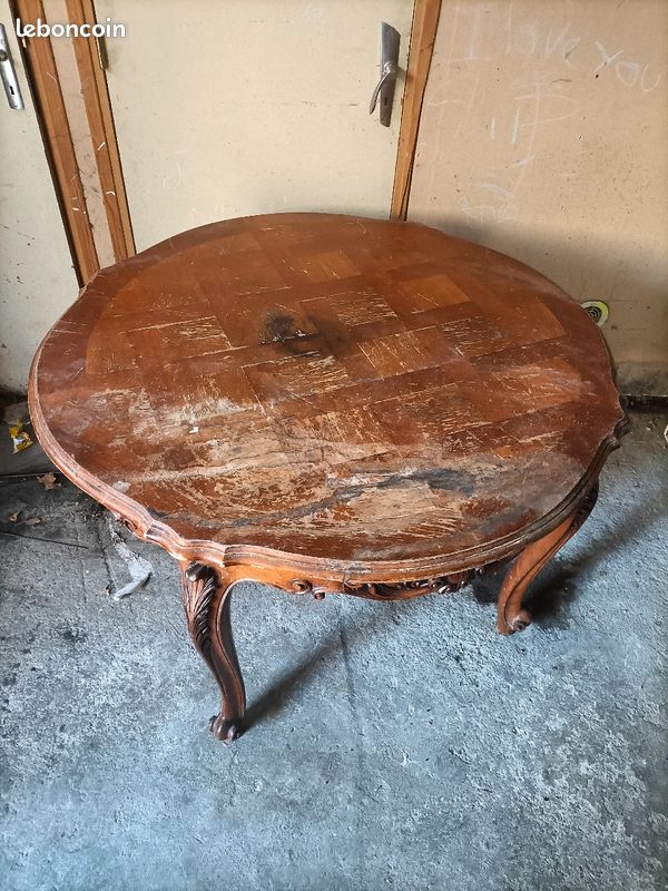 Table en bois (à poncer) (image 1)