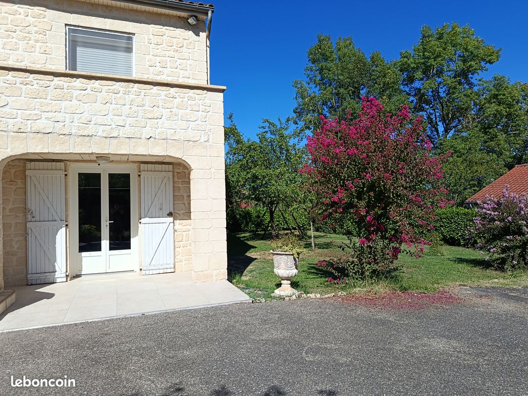 Appartement 3 pièces 54 m² · à Gourdon · 54 m² · 550 €/mois
