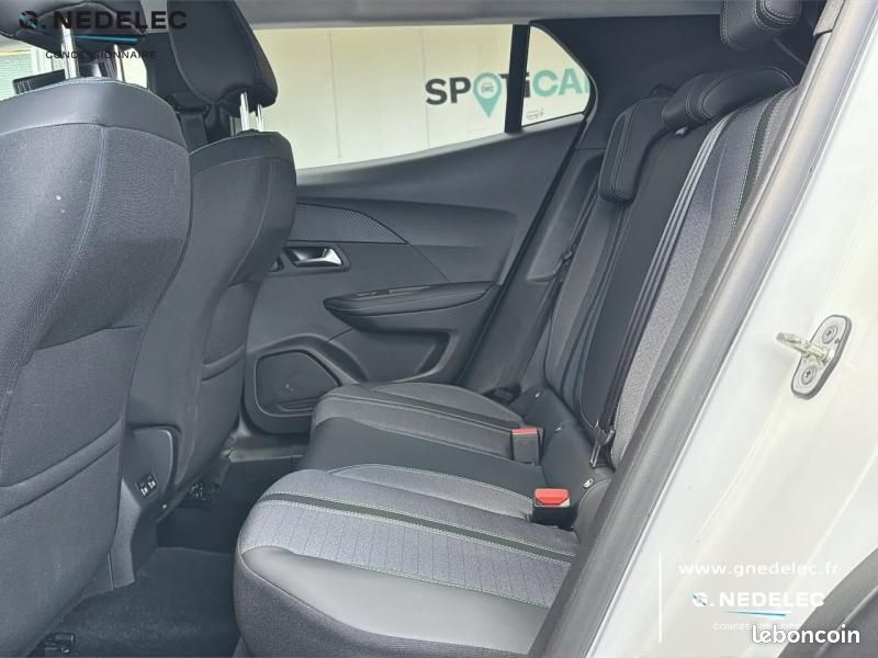 Peugeot 2008 1.2 130ch S&S Allure EAT8 / 1ère main / Entretien Peugeot (image 10)