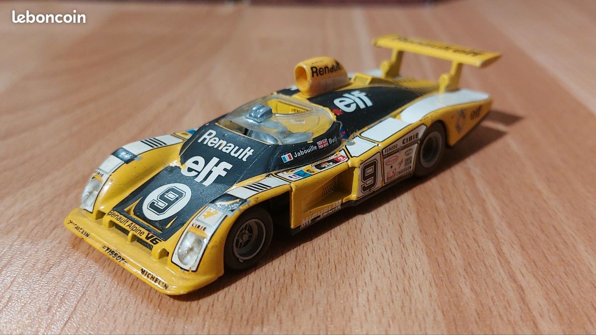 711649_5