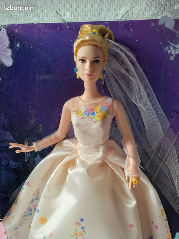 POUPÉE TAKARA KIMONO Barbie Kyo Yuzen 1985 fabriquée au Japon