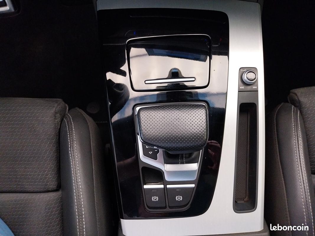 AUDI Q5 Sportback 40 TDI 204 S tronic 7 Quattro S line (image 18)