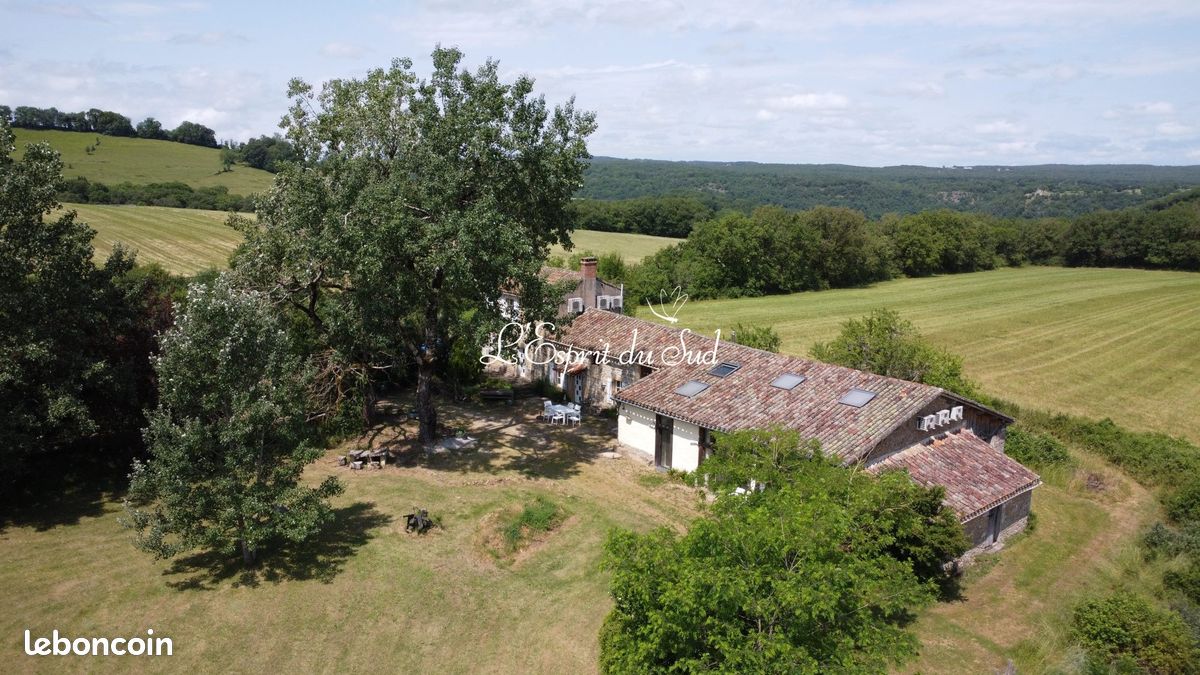 Maison 4 pièces 280 m² · à Caylus · 280 m² · 399 500 €