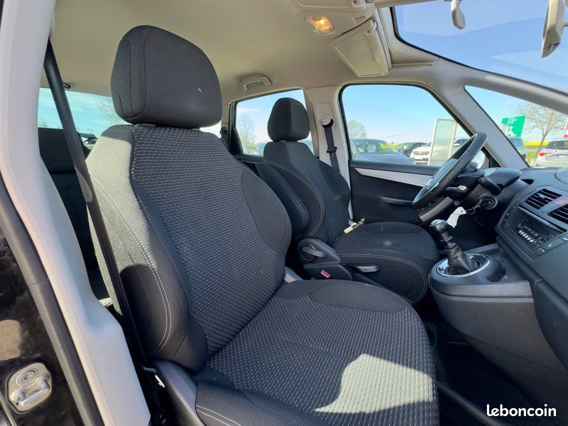 CITROEN C4 II 1.6 HDI 110Ch CONFORT *GARANTIE 6 MOIS (image 9)