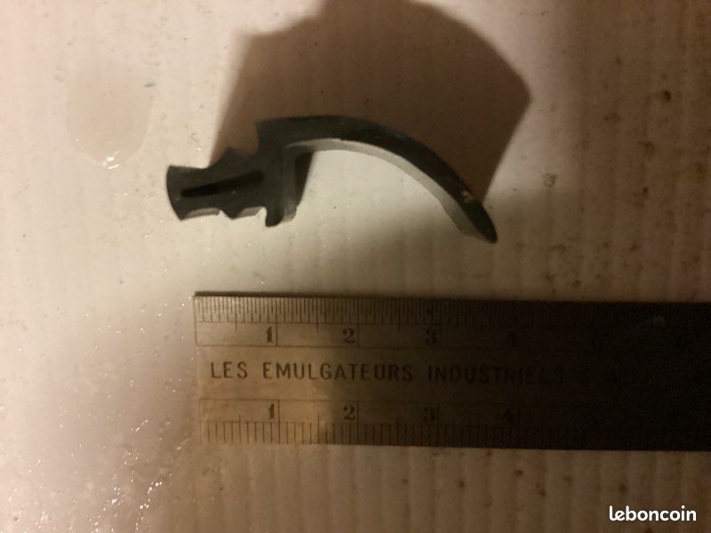 JOINT ( Restauration voiture ) (image 3)