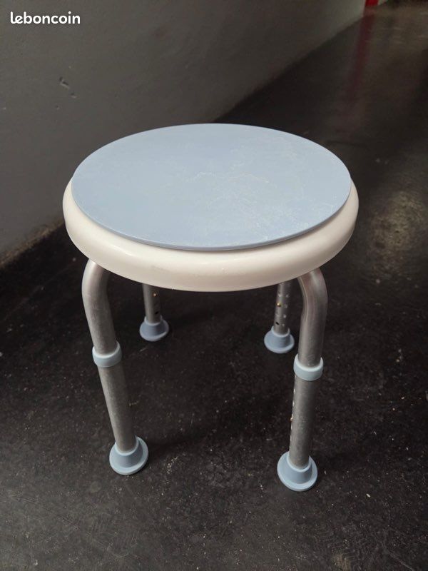 Tabouret de baignoire tournant (image 2)
