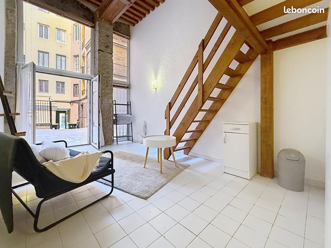 Appartement 1 pièce 27 m² · à Lyon · 27 m² · 144 000 €