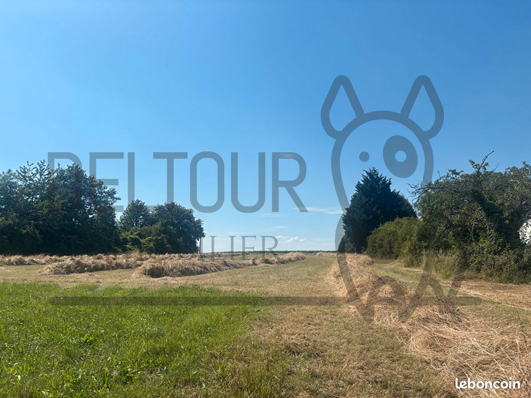 Terrain 1500 m² · à Crécy-la-Chapelle · 1 500 m² · 159 000 €