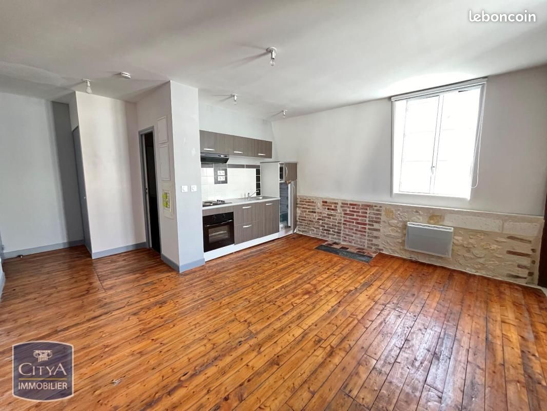 Appartement 1 pièce 29 m² · à Bourges · 29 m² · 480 €