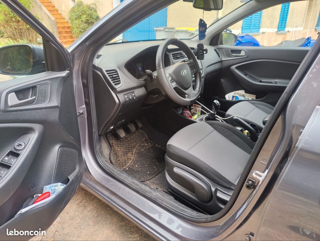 I20 (image 3)