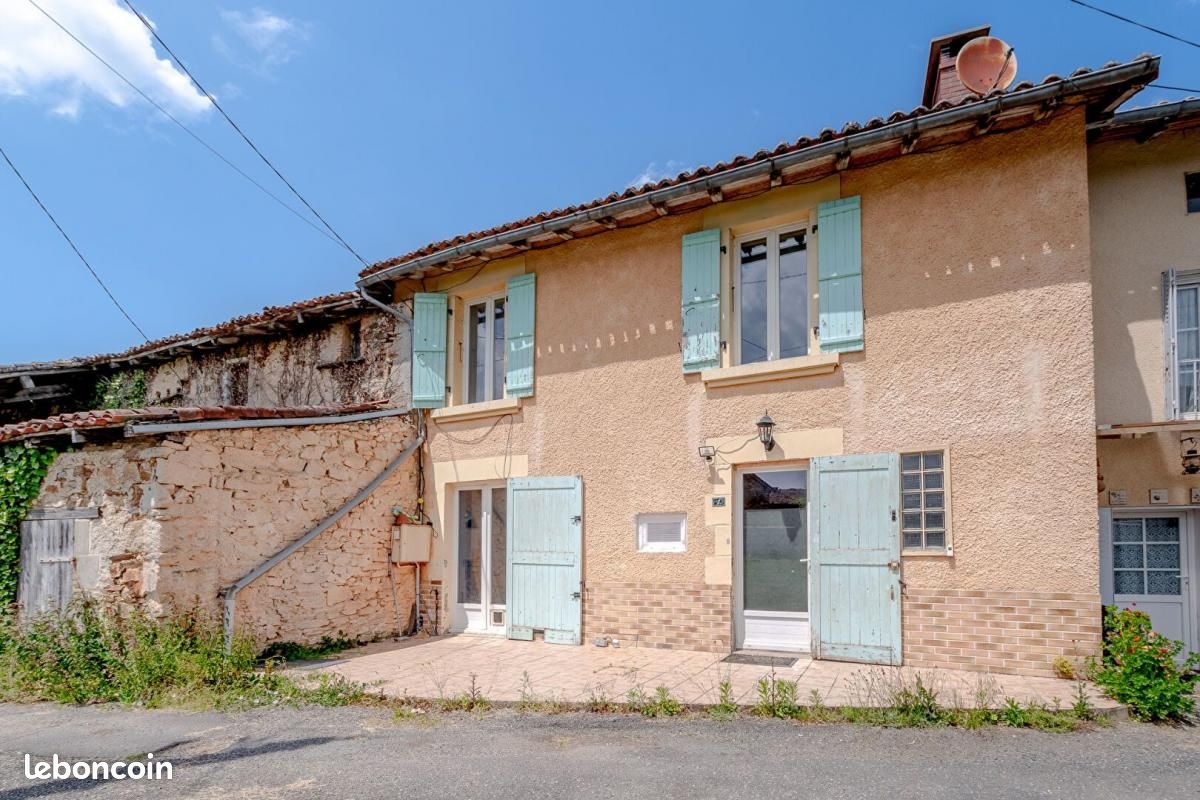 Maison 4 pièces 99 m² - Saint-Christophe 16420 (image principale 0)