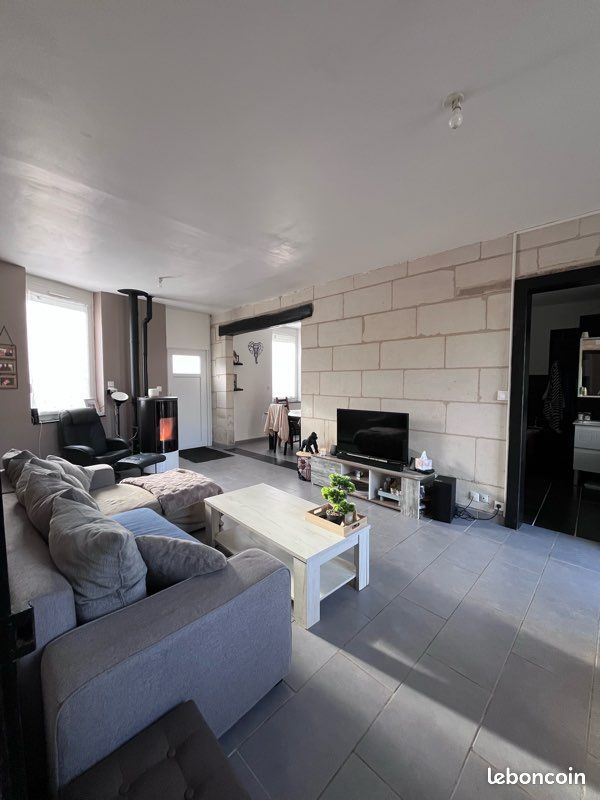 Maison 4 pièces 95 m² · à Noyant-Villages · 95 m² · 140 000 €