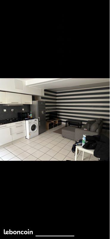 Appartement 2 pièces 37 m² · à Saint-Étienne · 37 m² · 370 €