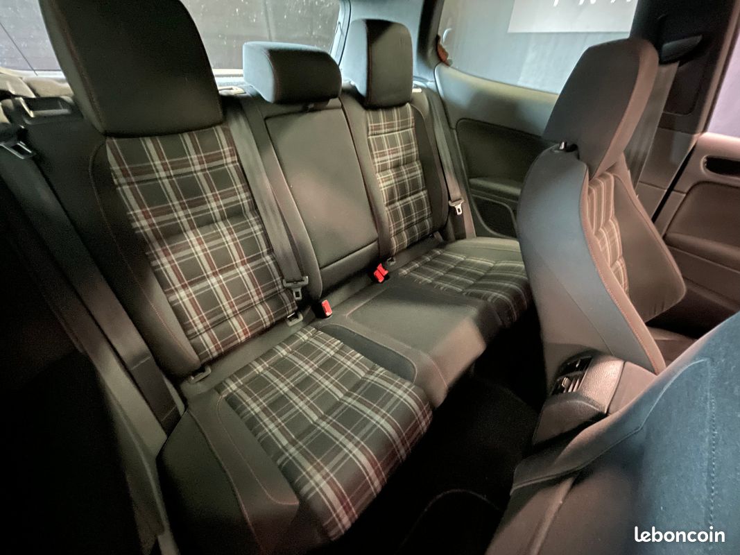VOLKSWAGEN GOLF VI GTi 2.0 TSi 210 (image 14)