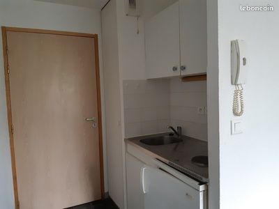 Appartement 1 pièce 18 m² · à Reims · 18 m² · 401 €